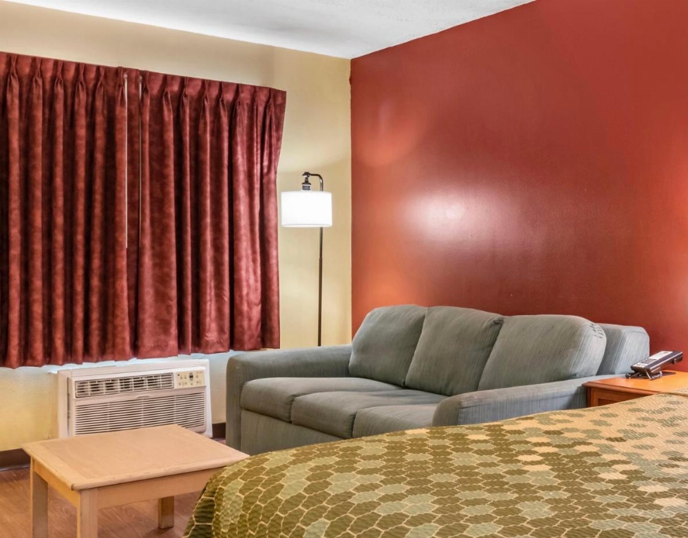 Room image 3